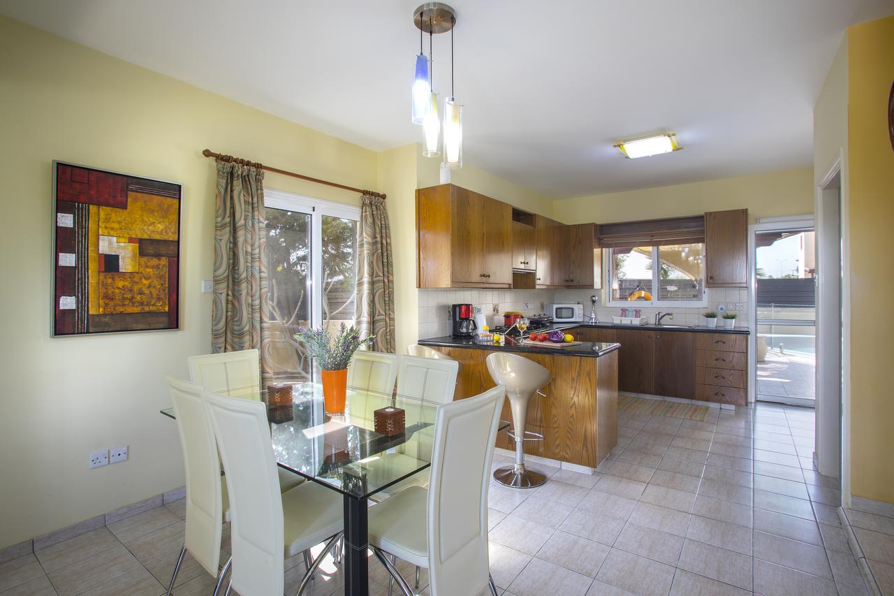 Ayia Napa Tropical Beach Villa 외부 사진